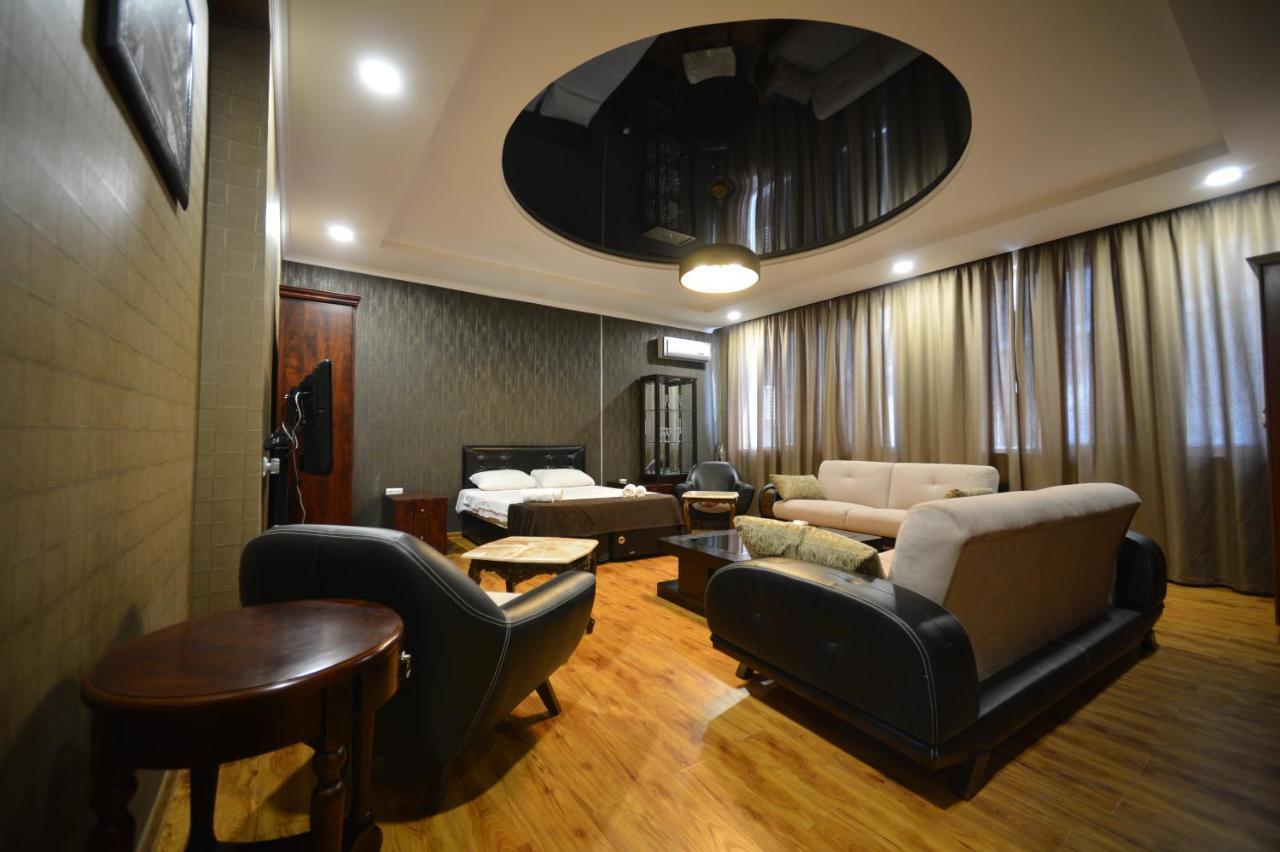 Green Hotel Batumi Eksteriør billede