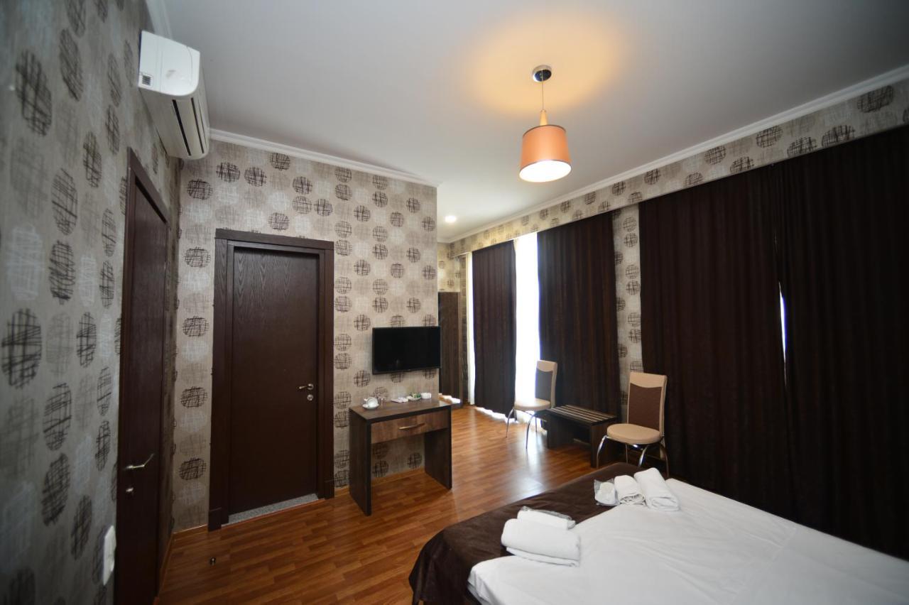 Green Hotel Batumi Eksteriør billede