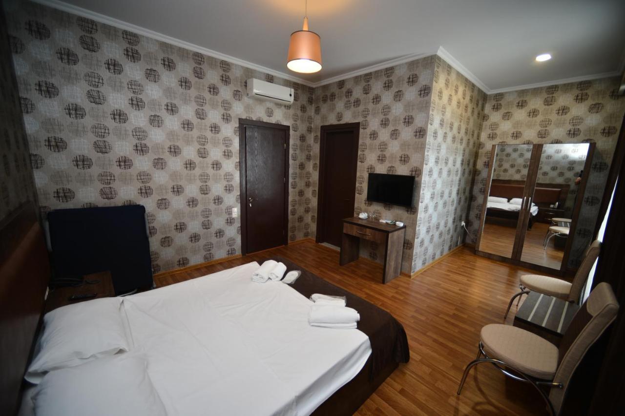 Green Hotel Batumi Eksteriør billede