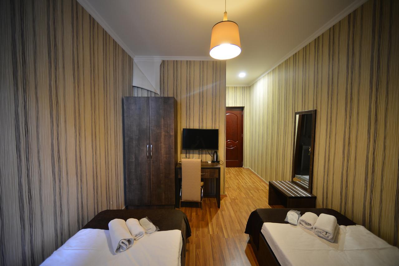 Green Hotel Batumi Eksteriør billede
