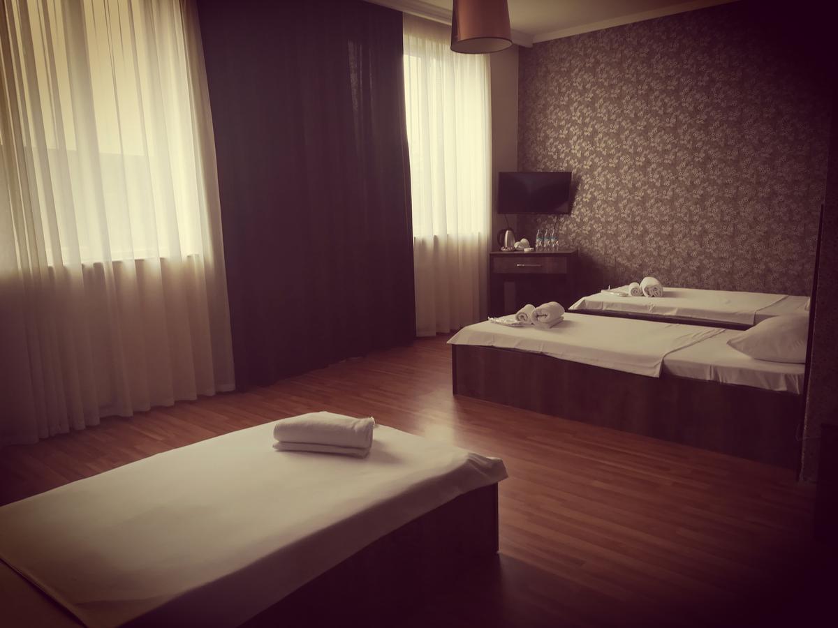 Green Hotel Batumi Eksteriør billede